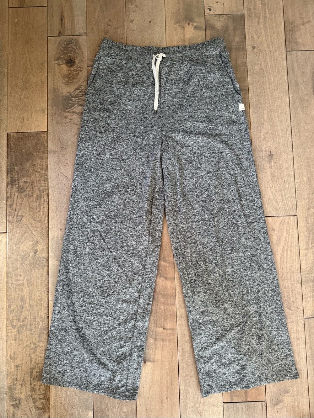 Vuori Halo Essential Wideleg Pant - Short